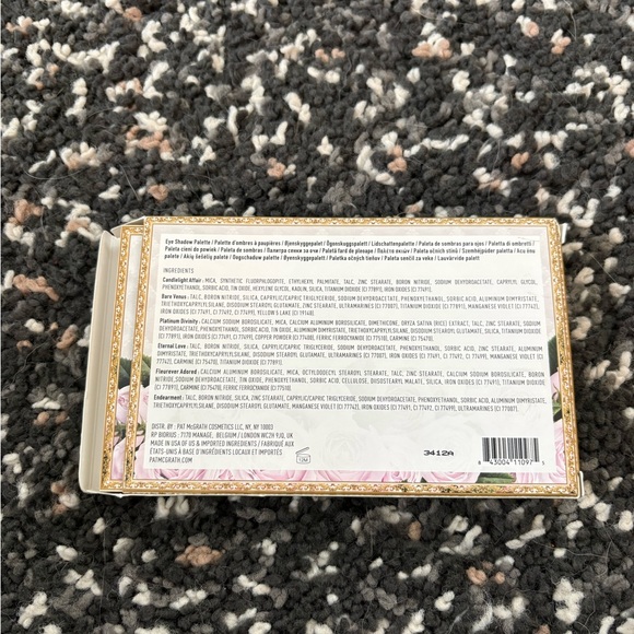 Pat McGrath Mothership iconic infatuation Eyeshadow Palette - Pink and Gold Tone - Picture 6 of 6